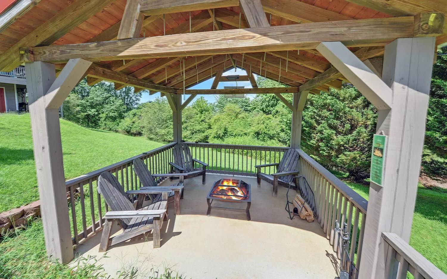 Birds Eye Cabin - Sunset & Starry Retreat Pet Friendly W Private Hottub, Fire Pit And Game Room Ellijay Luaran gambar